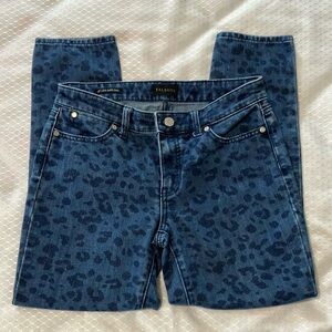 Talbots Petite Slim Ankle Jeans with Subtle Animal Print EUC